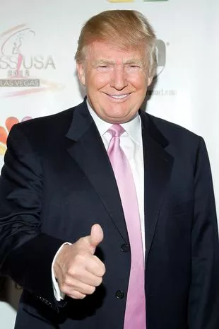 唐纳德·特朗普狂野的晒黑时间线和老照片中难以辨认的苍白表情